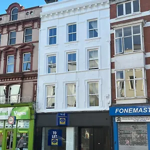 Patrick Street Townhouse Apartment Cork